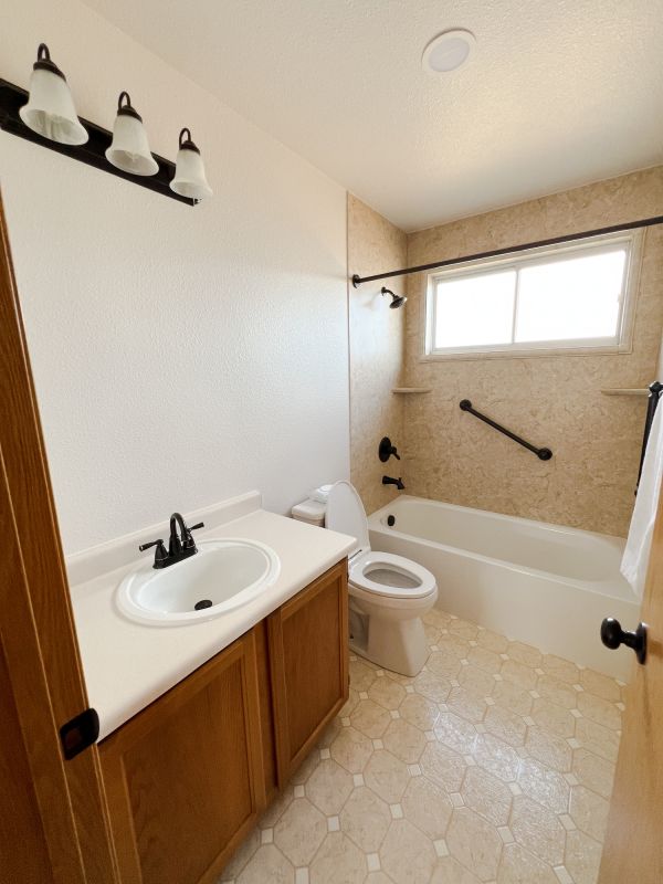 Top Bathroom Remodeling Companies in Olive Branch, MS